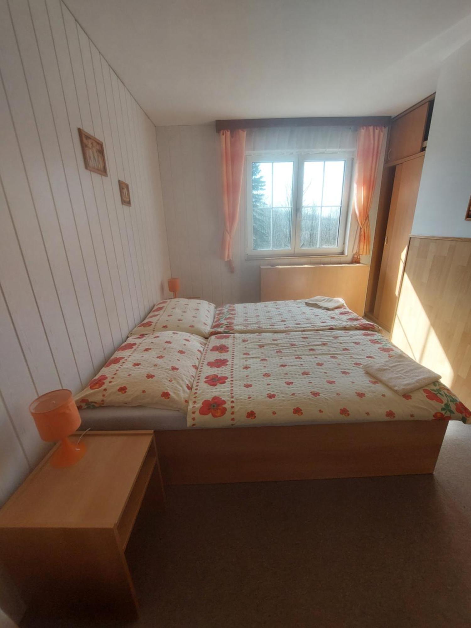 Monte Lope Hotel Bystrice pod Lopenikem Luaran gambar